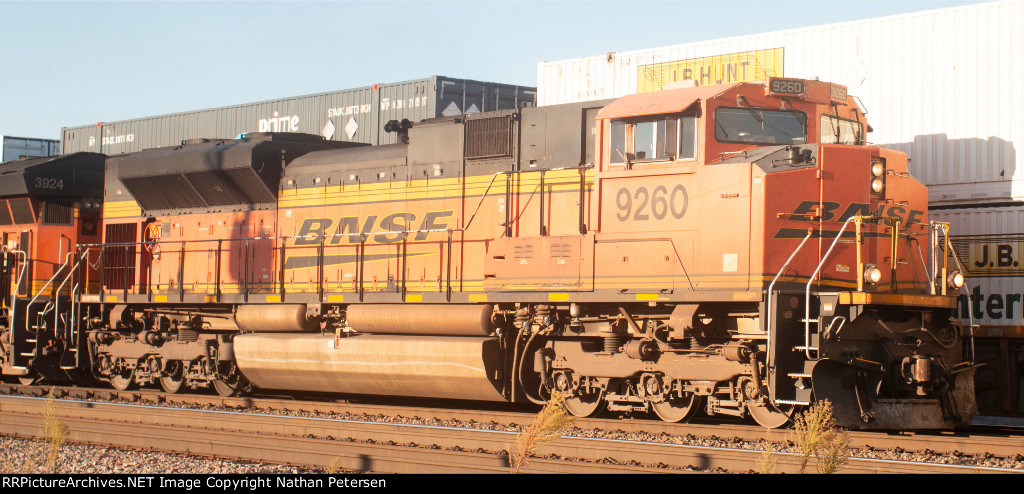 BNSF 9260